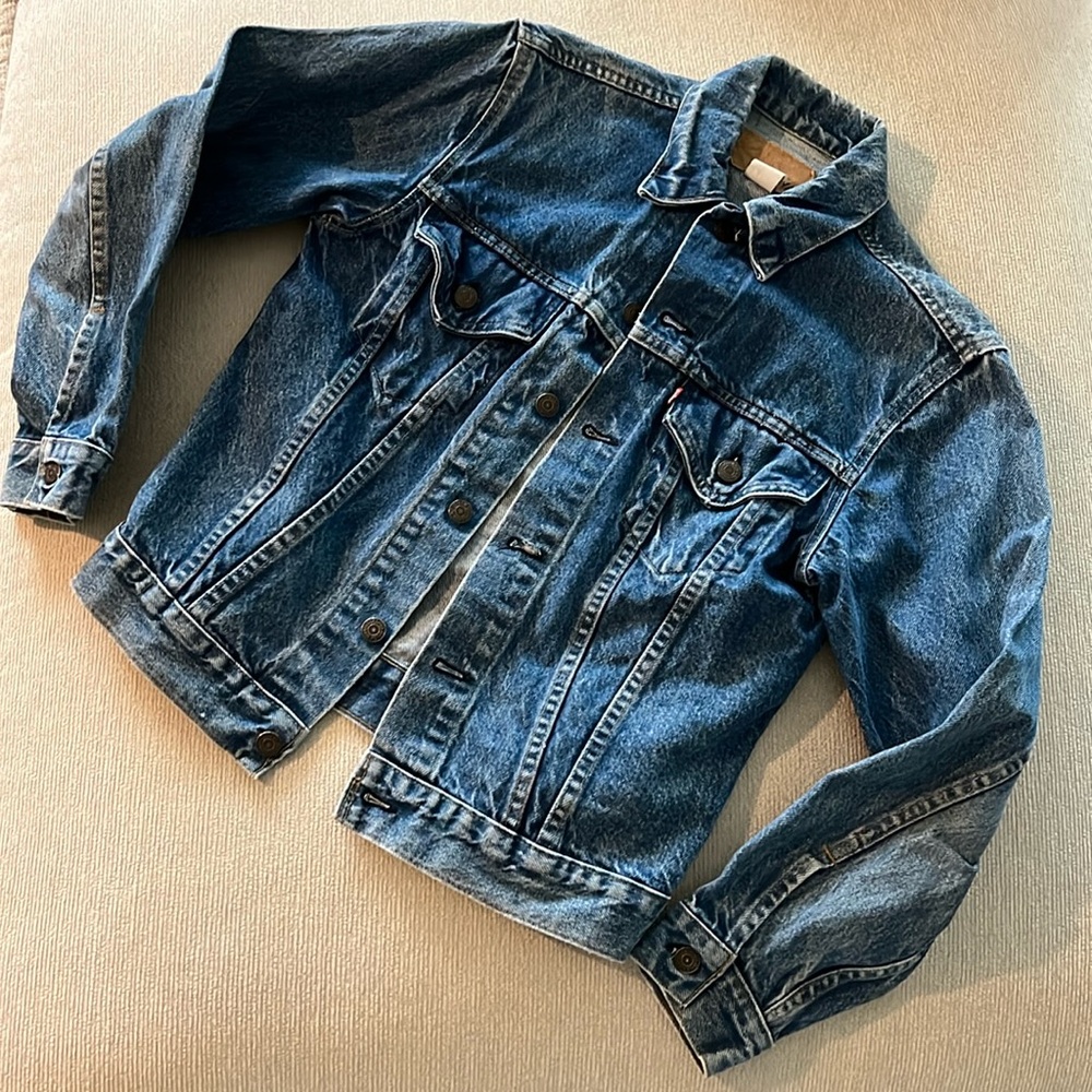 Authentic Levi Strauss Jean Jacket | Unisex | Small/Medium